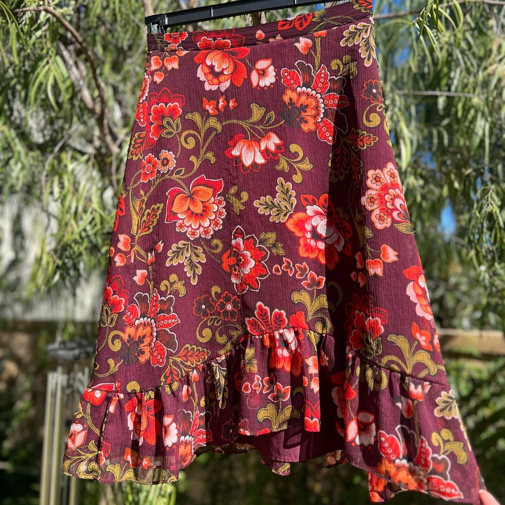 Loft ruffled floral skirt- 2P